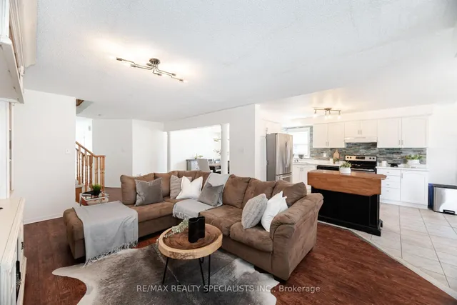 Additional property image - 7405 Banffshire Crt