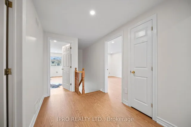 Additional property image - 734 Briar Cres