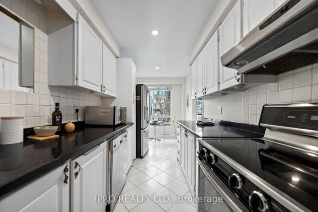 Additional property image - 734 Briar Cres