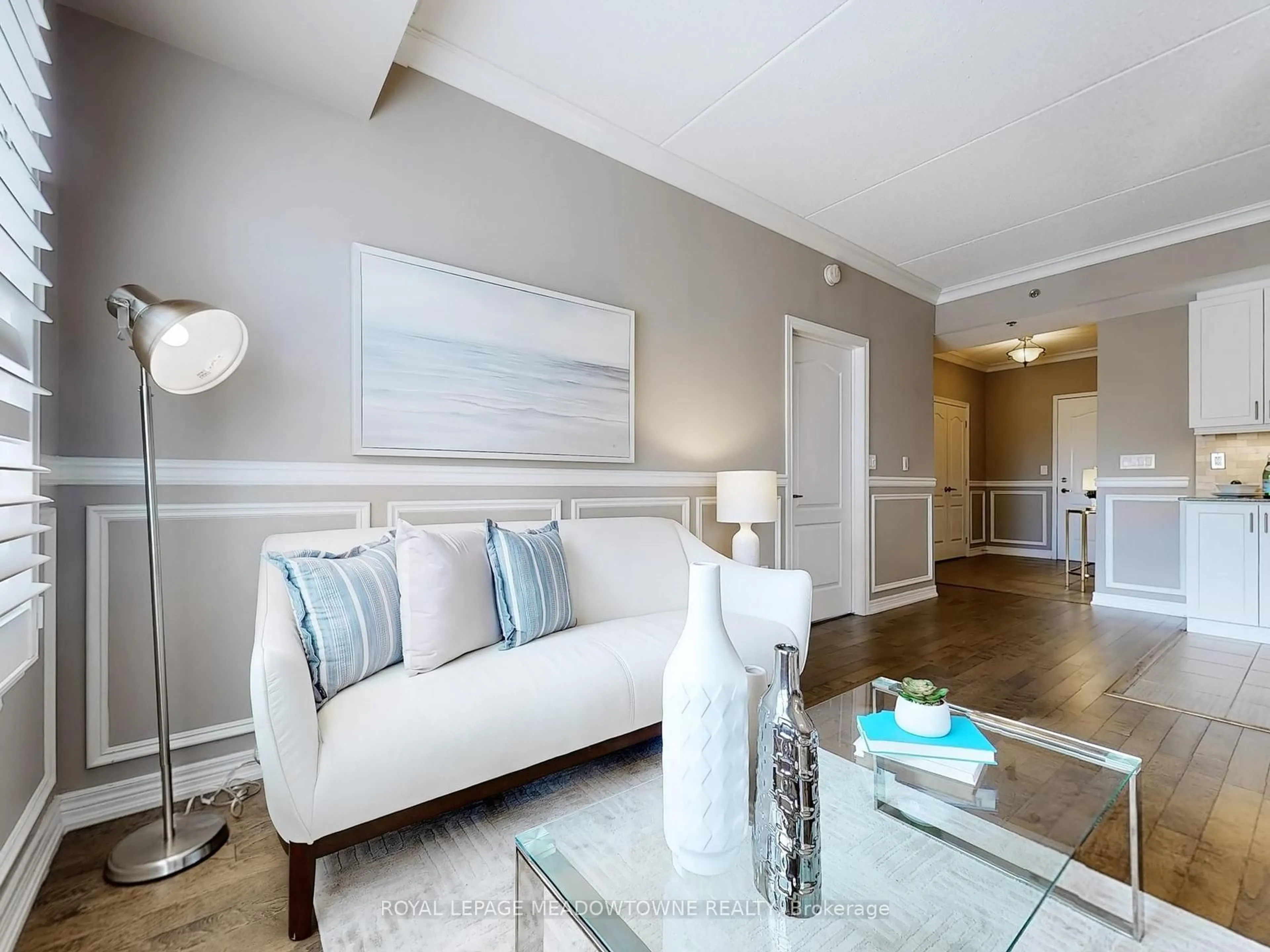 Living room with furniture, unknown for 1421 Costigan Rd #202, Milton Ontario L9T 2N4