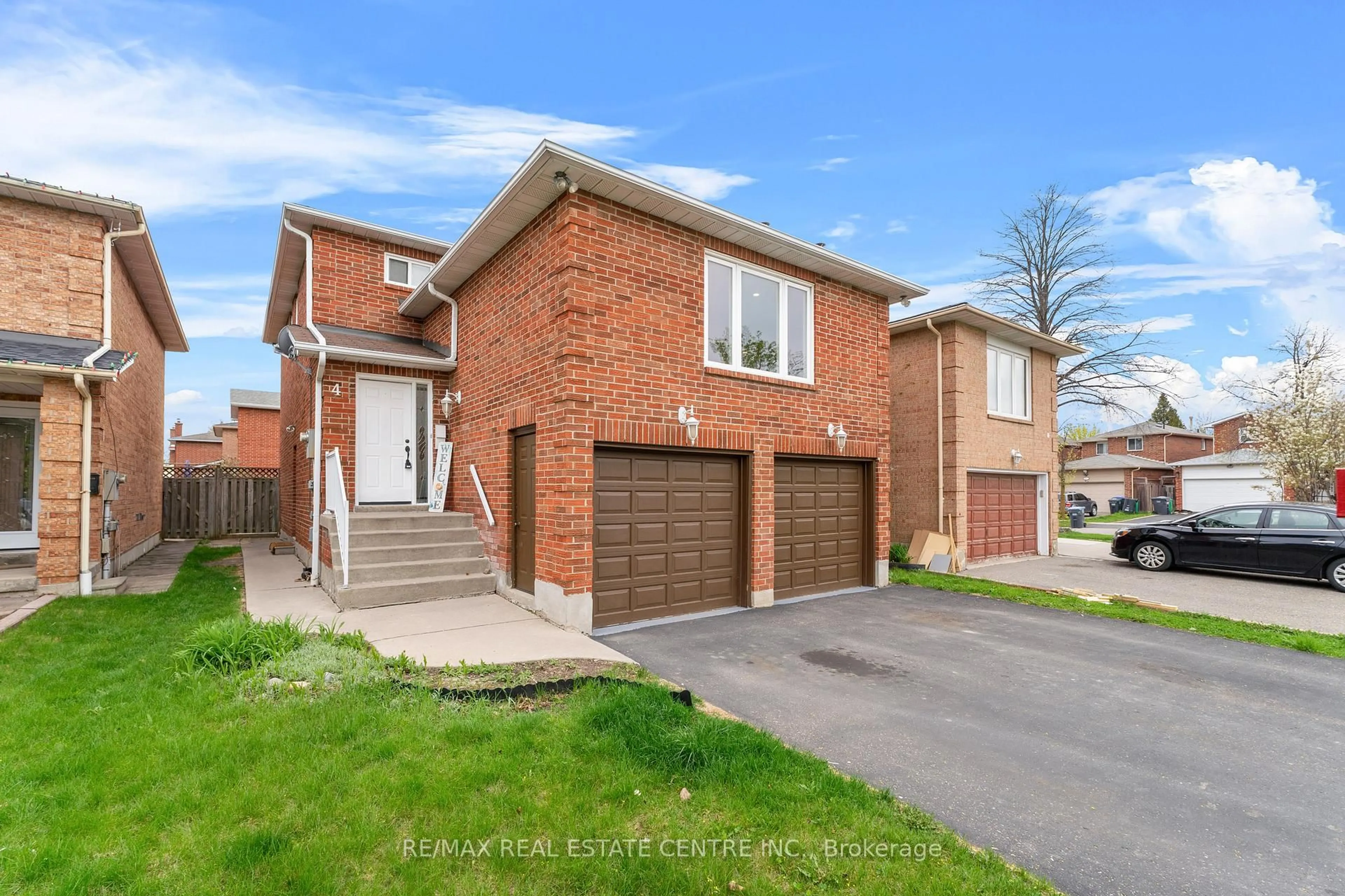 Home with brick exterior material, street for 4 Harridine Rd, Brampton Ontario L6X 3N8