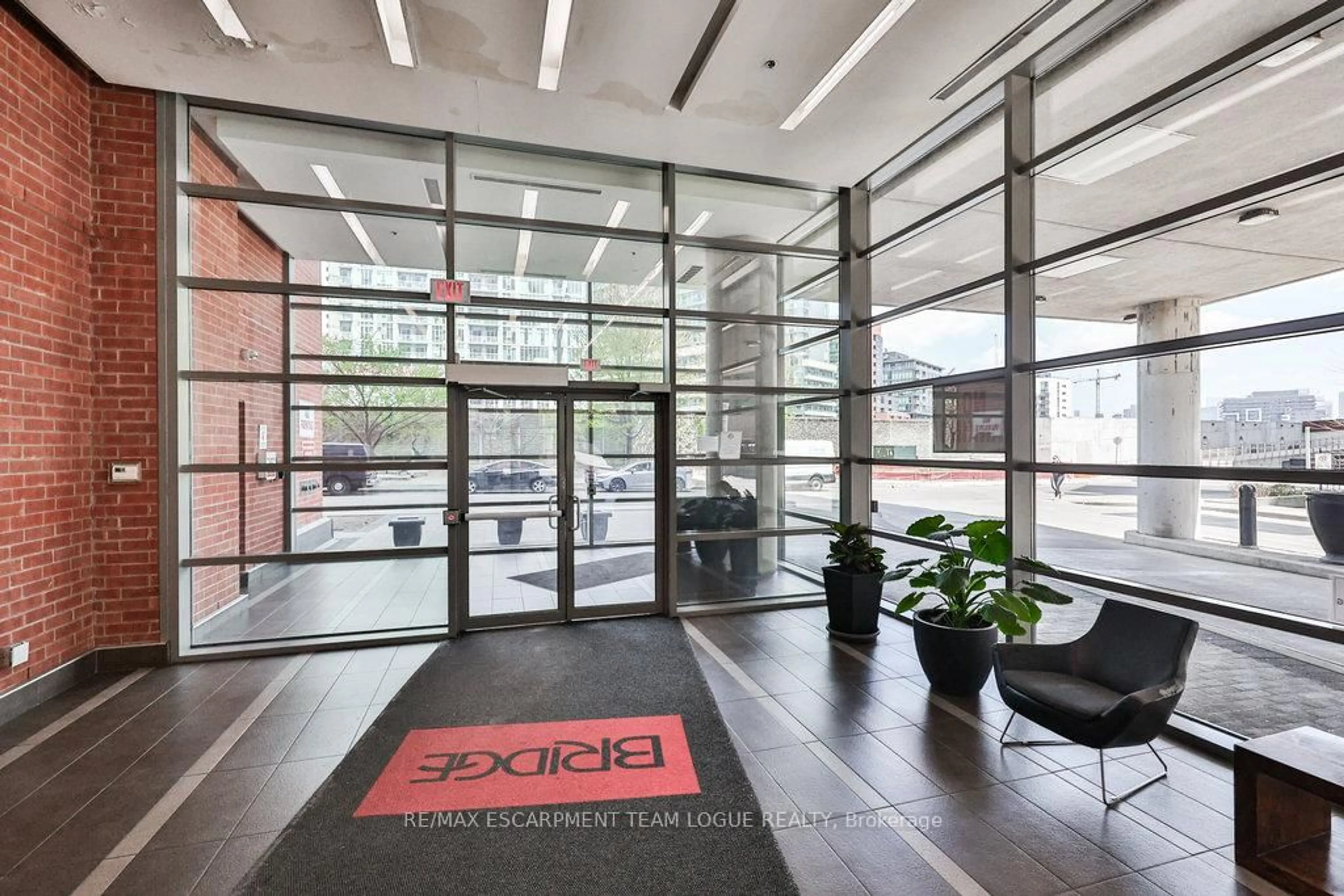 Indoor foyer for 38 Joe Shuster Way #605, Toronto Ontario M6K 0A5
