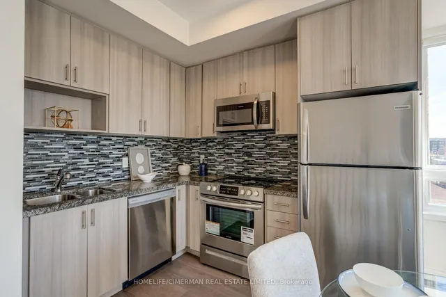 Additional property image - 1130 Briar Hill Ave Unit 301