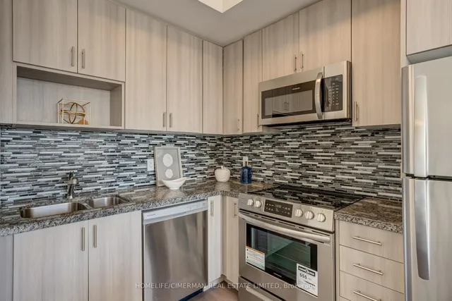 Additional property image - 1130 Briar Hill Ave Unit 301