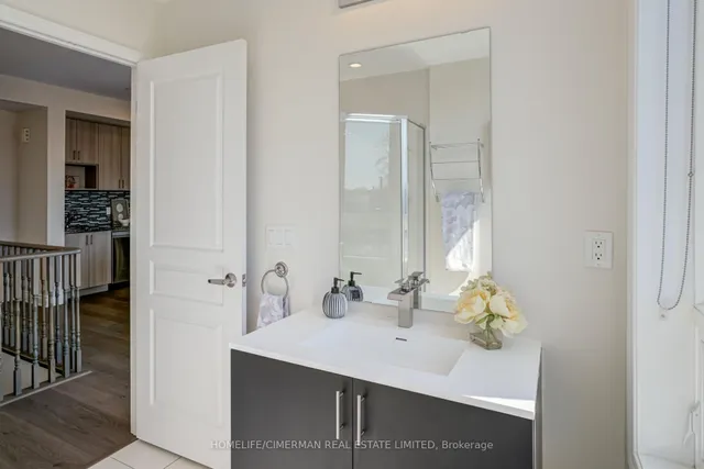 Additional property image - 1130 Briar Hill Ave Unit 301