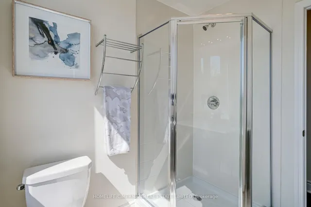 Additional property image - 1130 Briar Hill Ave Unit 301