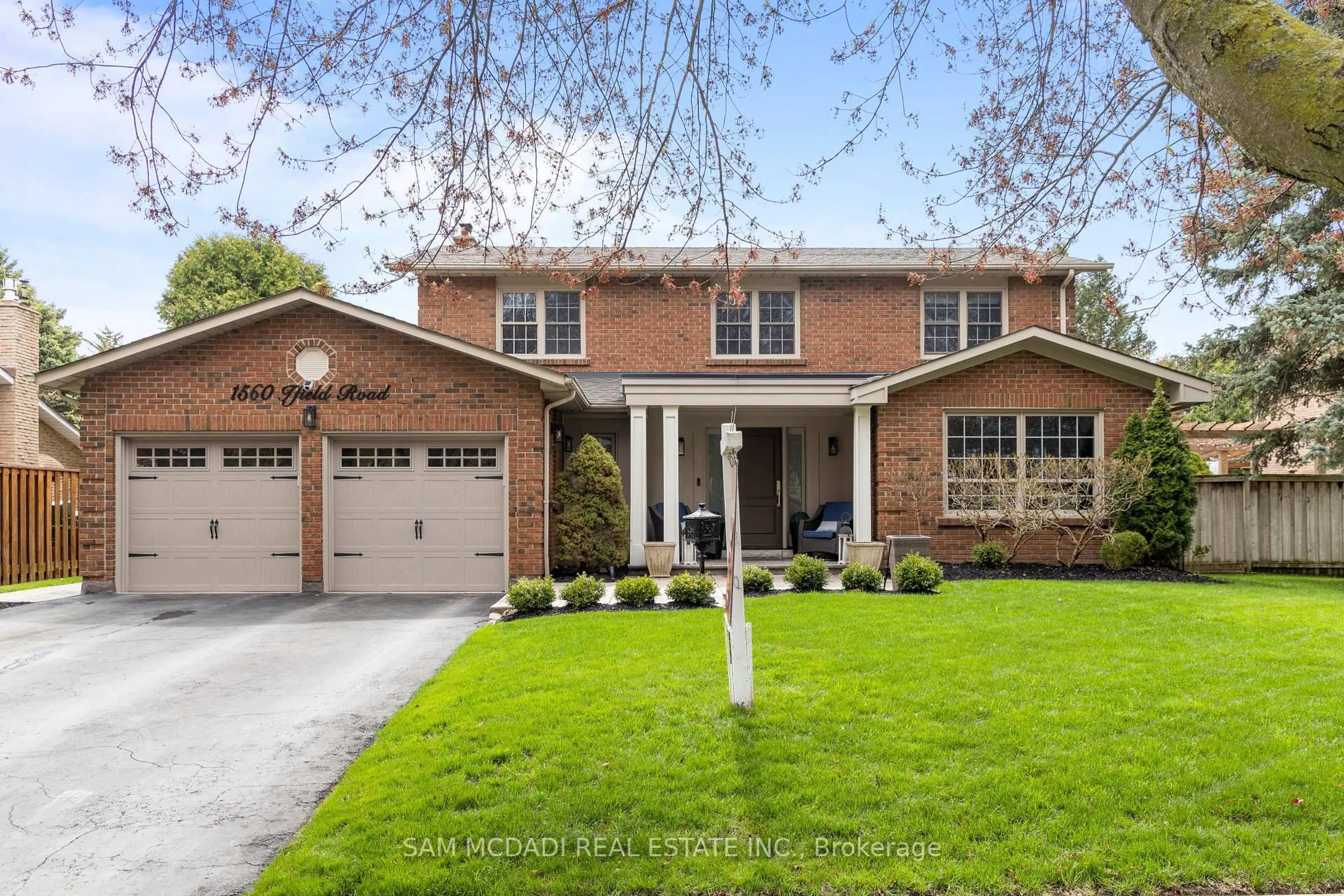 Home with brick exterior material, street for 1560 Ifield Rd, Mississauga Ontario L5H 3W1