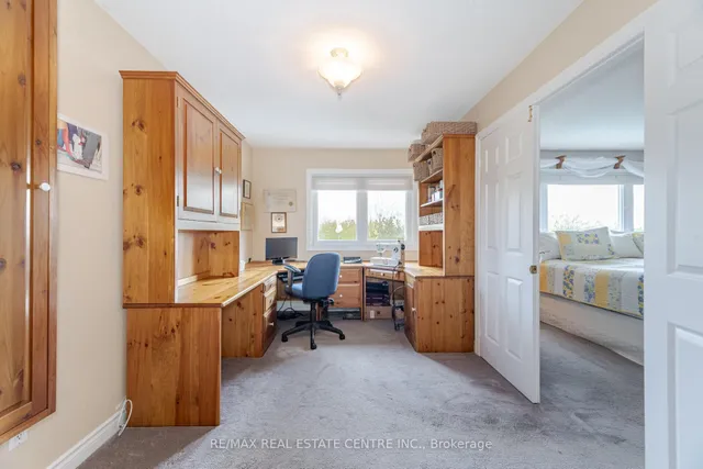 Additional image 23 of 42 Fernbrook Cres