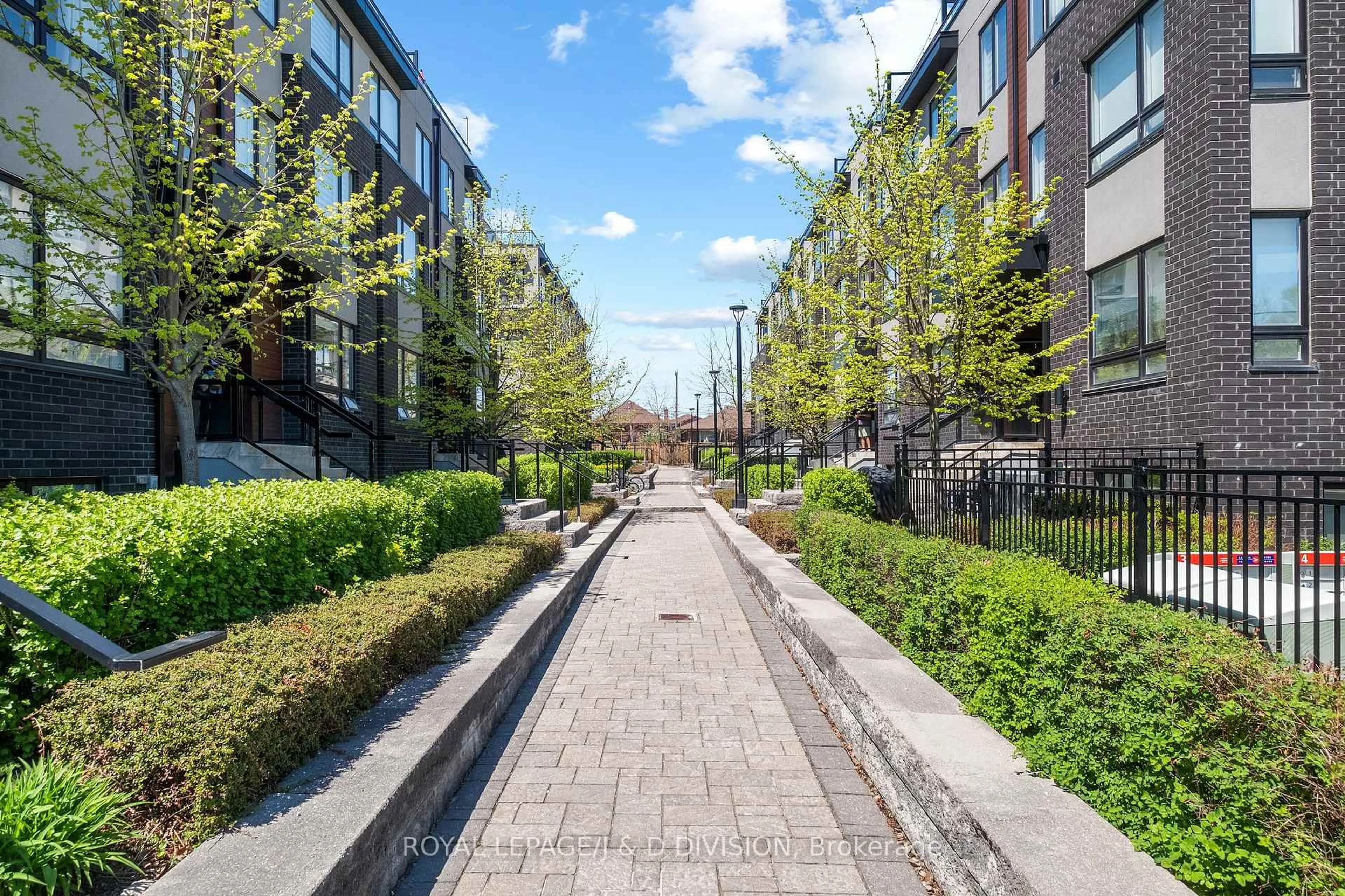Patio, street for 1110 Briar Hill Ave #301, Toronto Ontario M6B 0A9