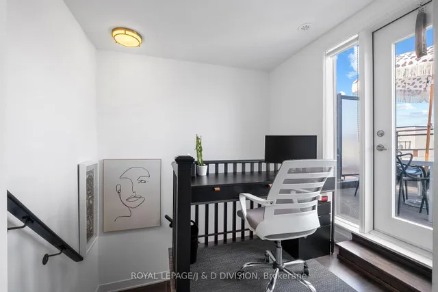 Additional property image - 1110 Briar Hill Ave Unit 301