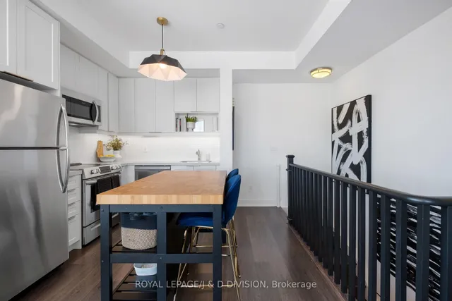 Additional property image - 1110 Briar Hill Ave Unit 301