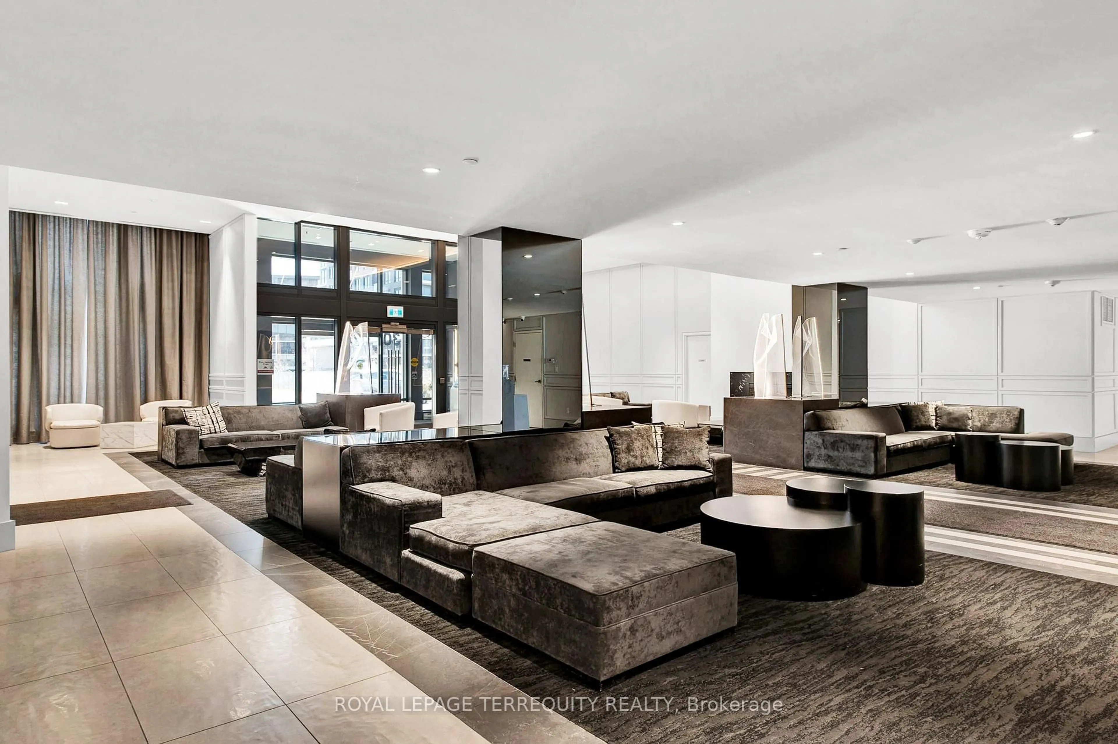 Lobby for 30 Gibbs Rd #1709, Toronto Ontario M9B 0E4