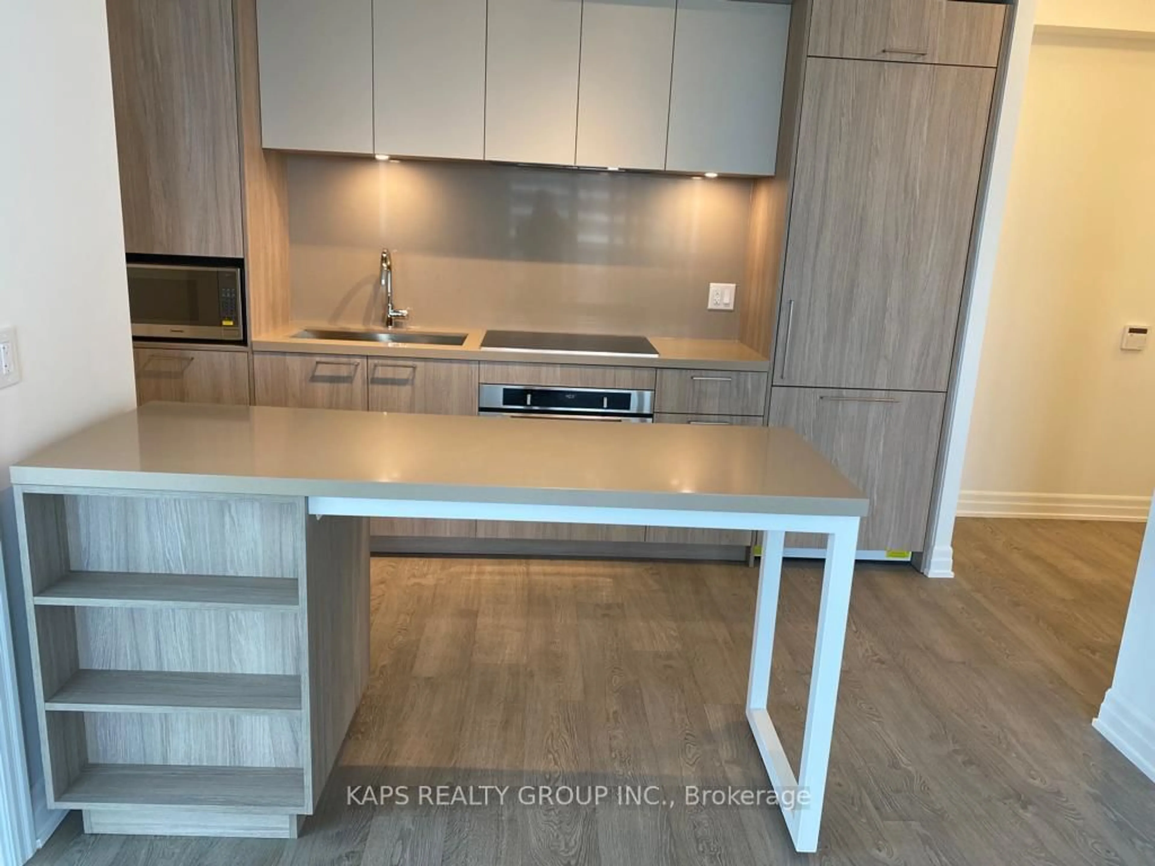 Contemporary kitchen, unknown for 70 Annie Craig Dr #4707, Toronto Ontario M8V 0G2