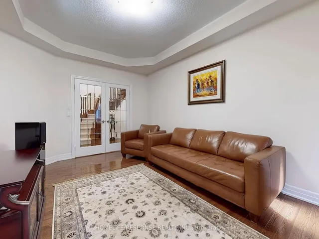 Additional property image - 131 KENDALL Dr