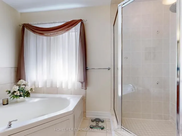 Additional property image - 131 KENDALL Dr