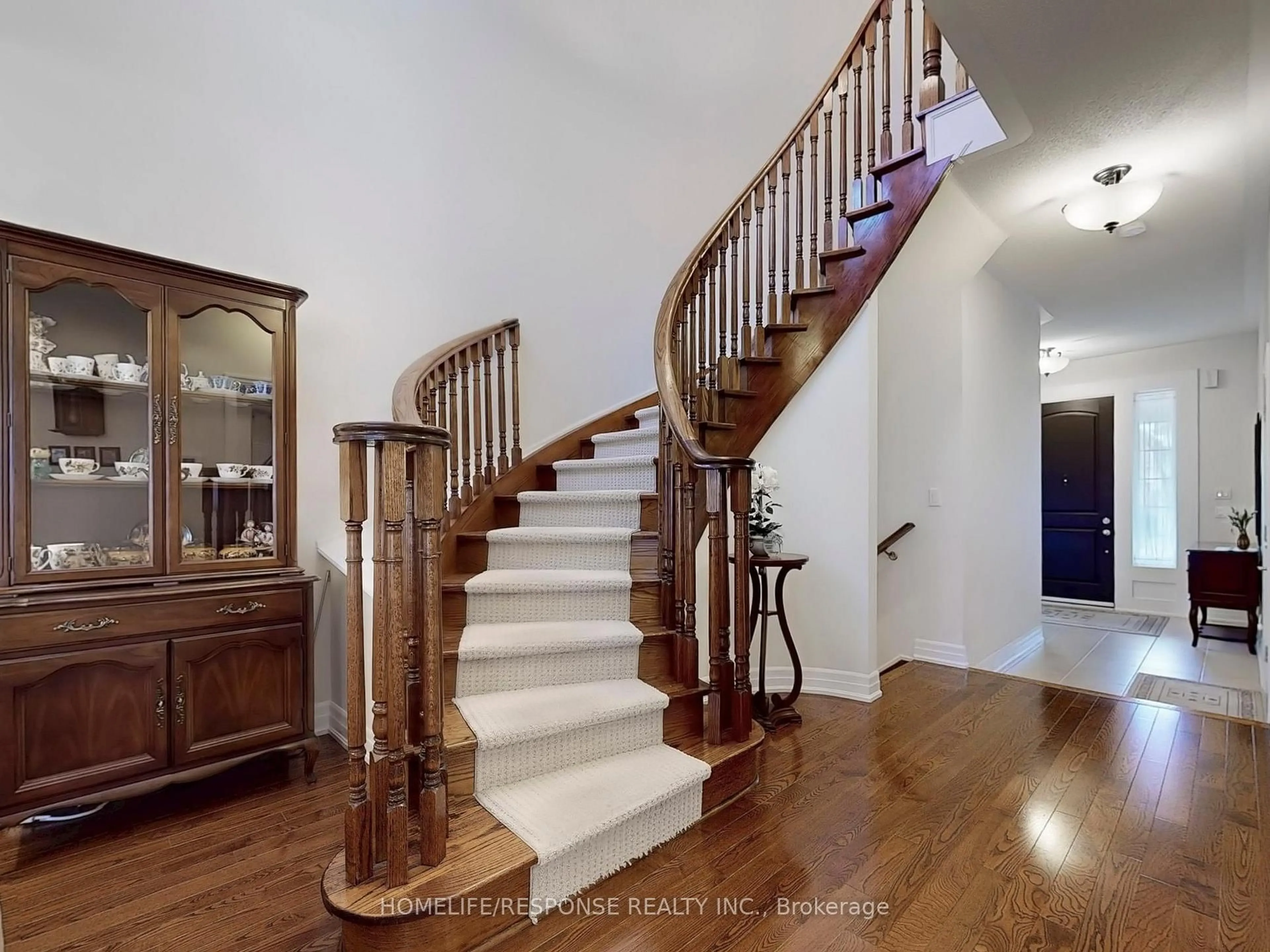 Unknown for 131 KENDALL Dr, Milton Ontario L9T 0S1