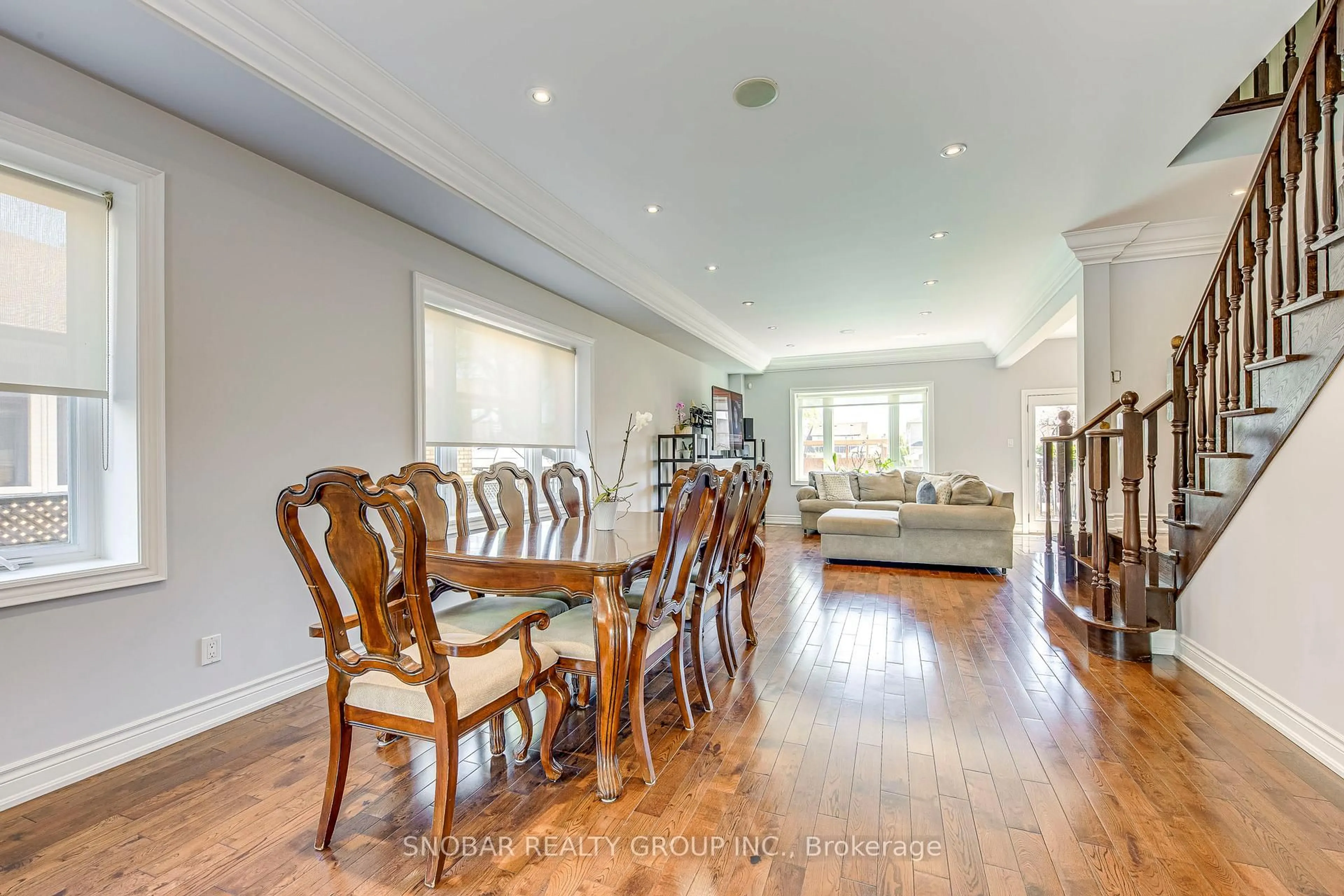 Dining room, wood/laminate floor for 73 Westhampton Dr, Toronto Ontario M9R 1Y1