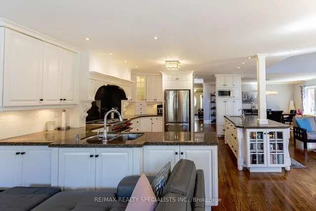 Additional property image - 5496 Windy Hill Crt