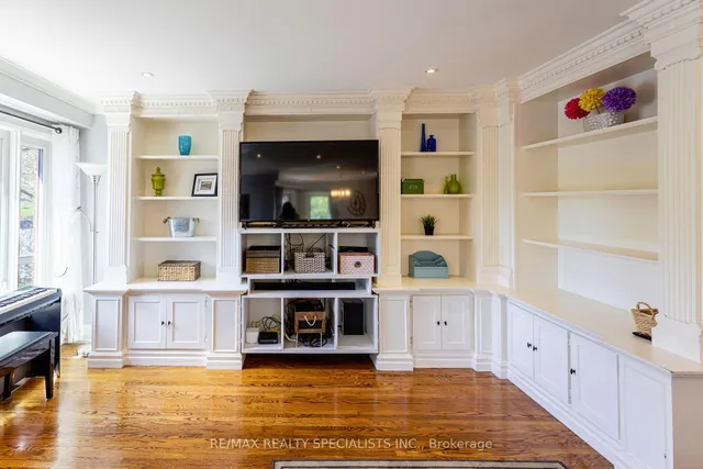 Additional property image - 5496 Windy Hill Crt