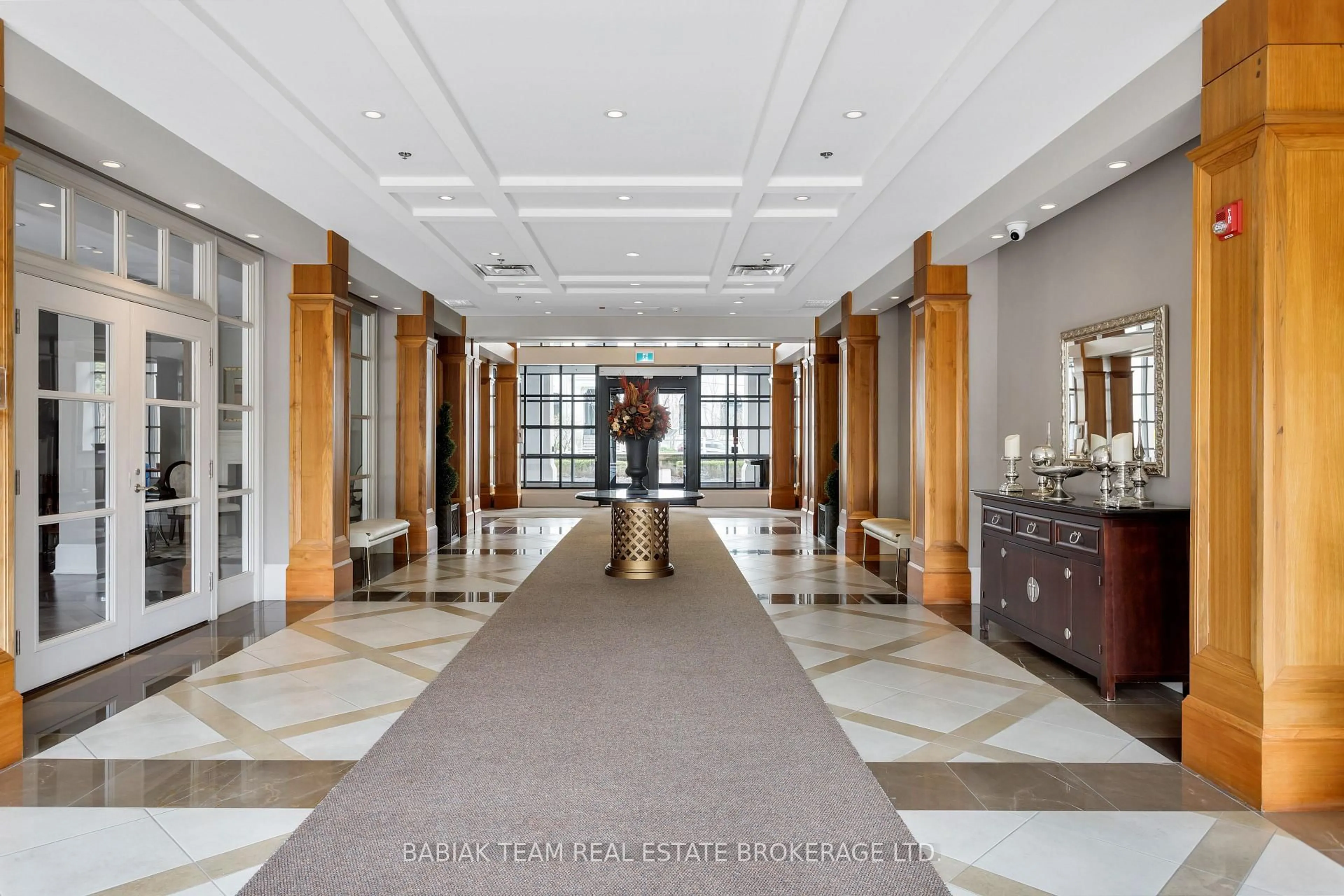 Lobby for 2855 Bloor St #708, Toronto Ontario M8X 3A1