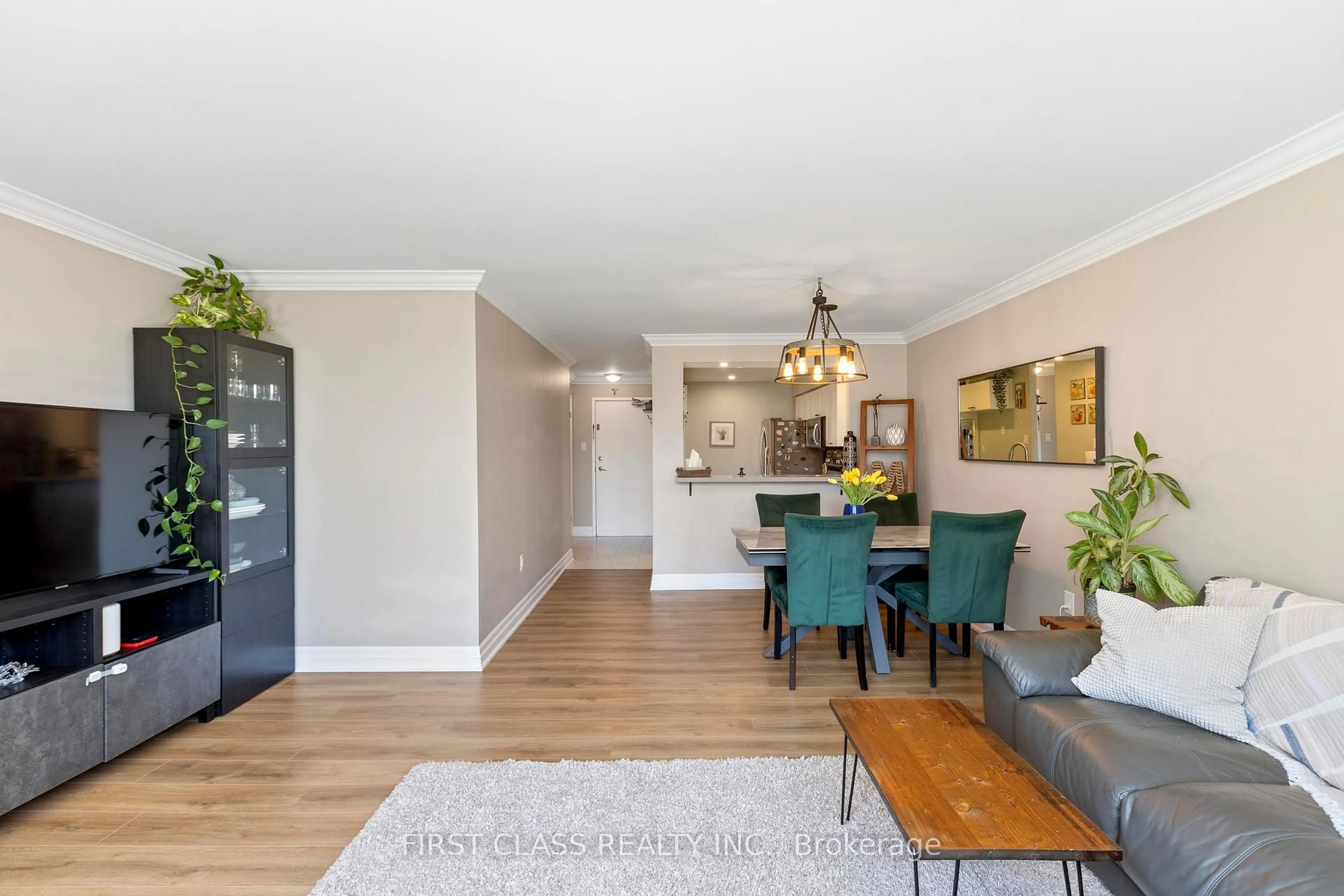 Unknown for 3845 Lake Shore Blvd #102, Toronto Ontario M8W 4Y3