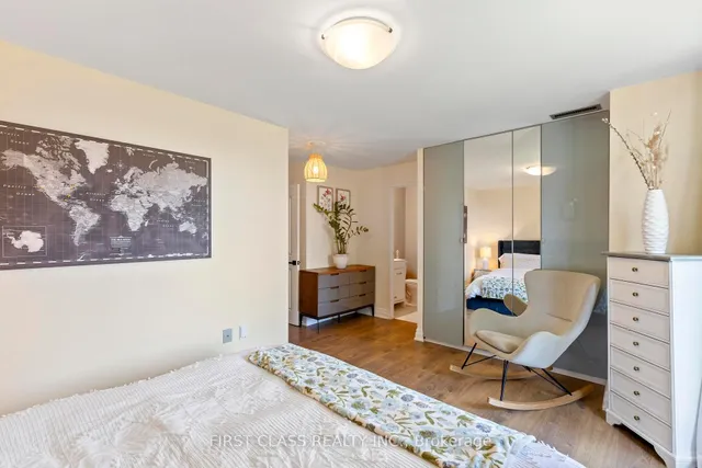 Additional property image - 3845 Lake Shore Blvd Unit 102