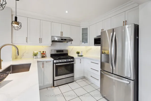 Additional property image - 1193 CHAPMAN Cres