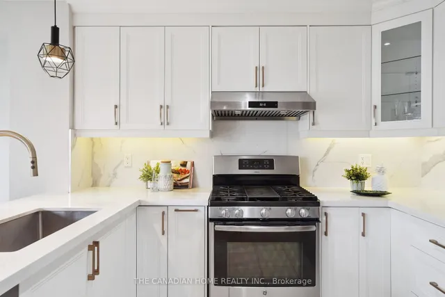 Additional property image - 1193 CHAPMAN Cres