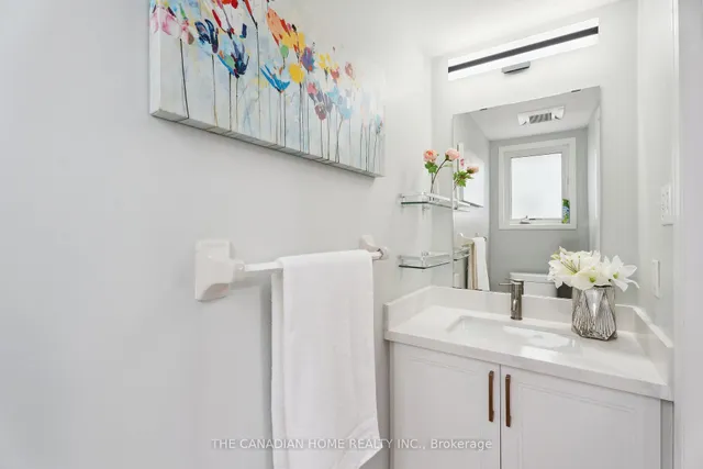 Additional property image - 1193 CHAPMAN Cres