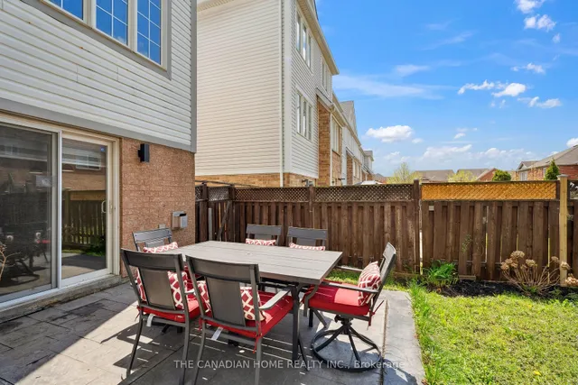 Additional property image - 1193 CHAPMAN Cres