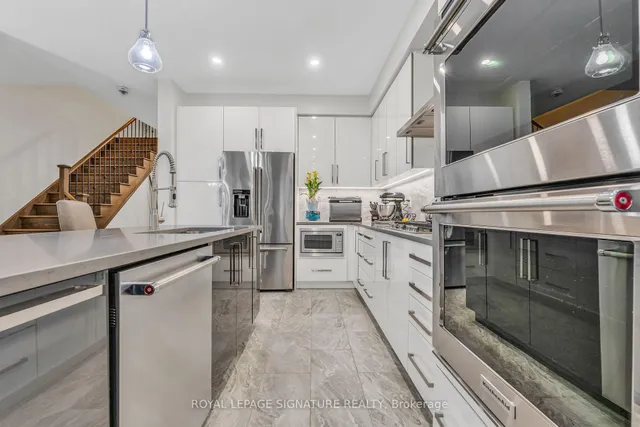 Additional property image - 8 Gruenwald Gate