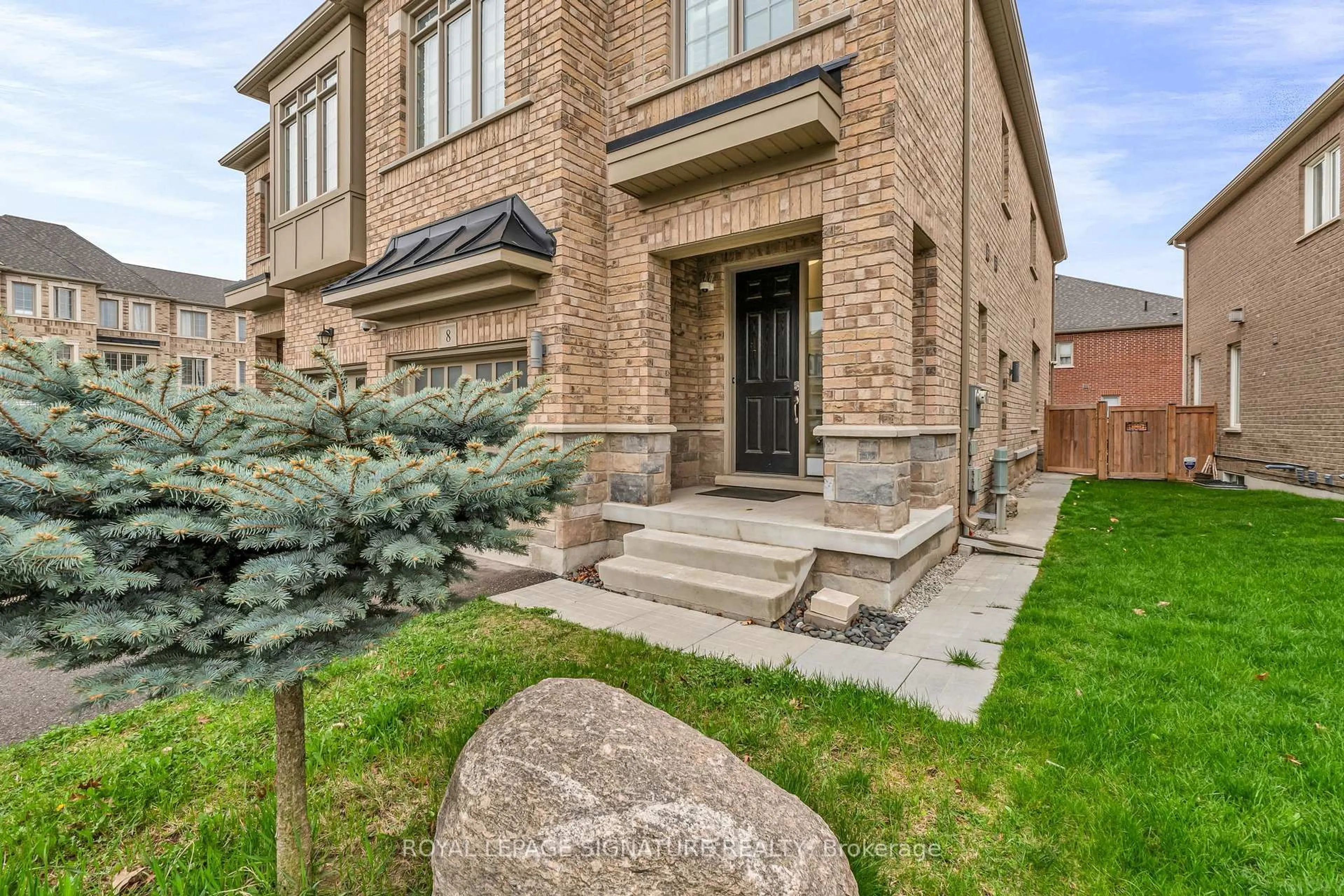 Home with brick exterior material, street for 8 Gruenwald Gate, Brampton Ontario L6Y 0E3