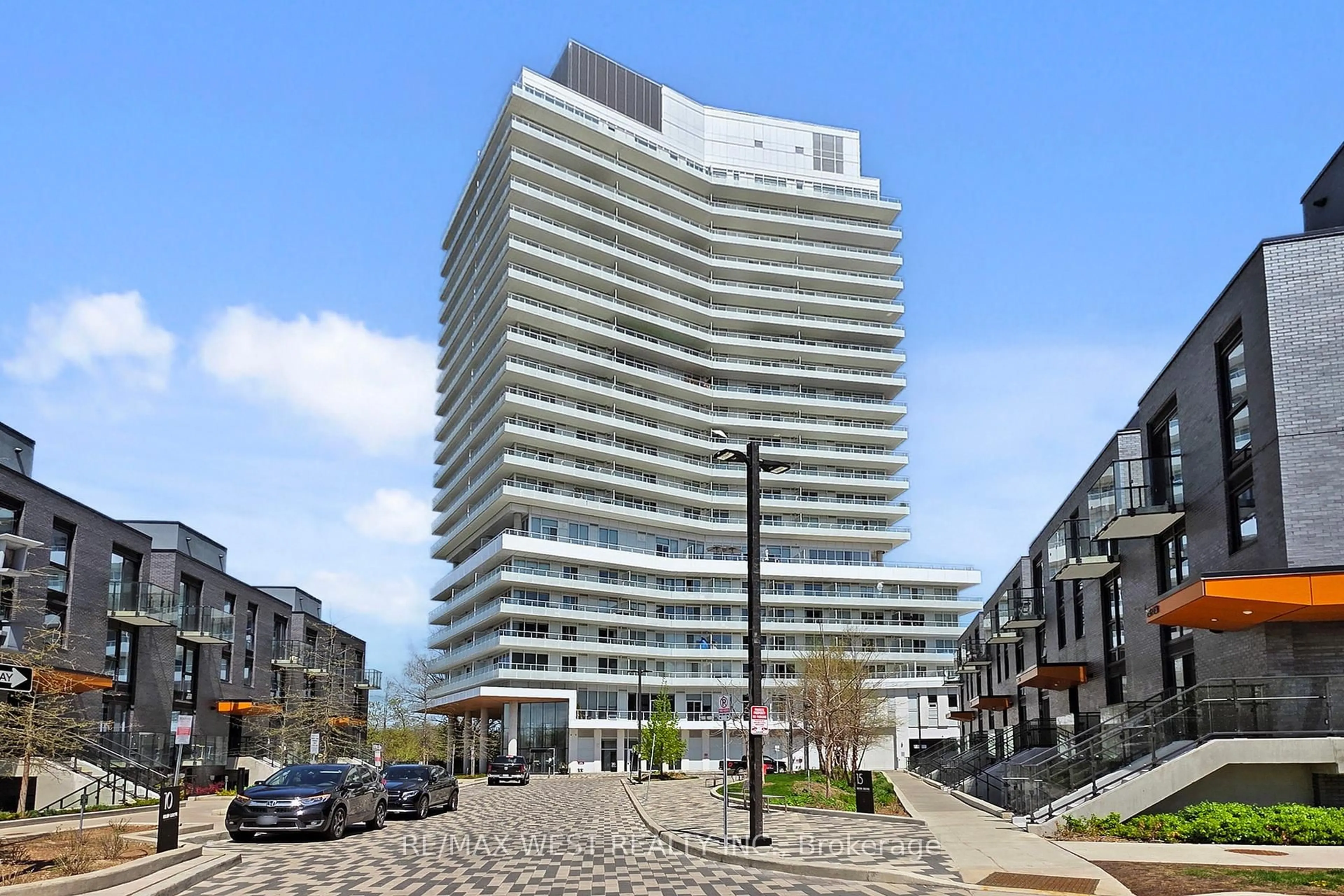 Unknown for 20 Brin Dr #205, Toronto Ontario M8X 0B2