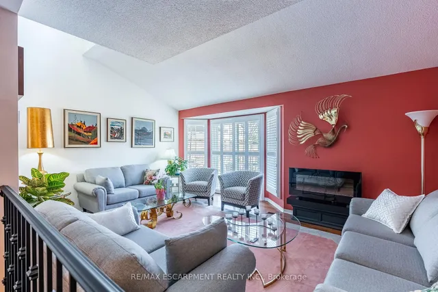 Additional property image - 1508 UPPER MIDDLE Rd Unit 6
