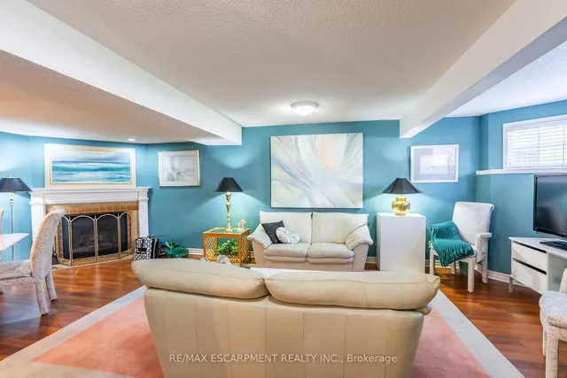 Additional property image - 1508 UPPER MIDDLE Rd Unit 6