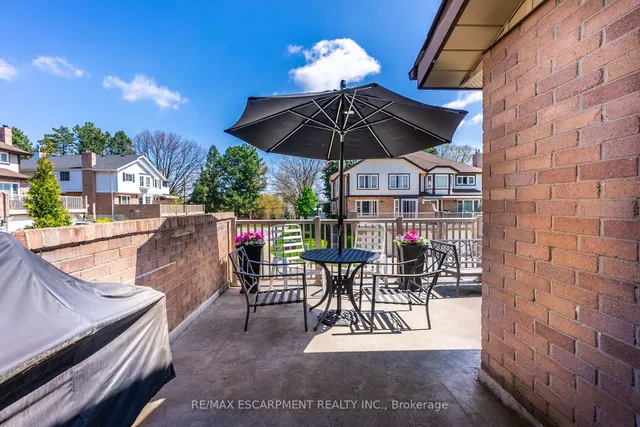 Additional property image - 1508 UPPER MIDDLE Rd Unit 6