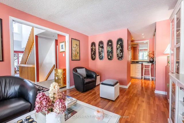 Additional property image - 1508 UPPER MIDDLE Rd Unit 6