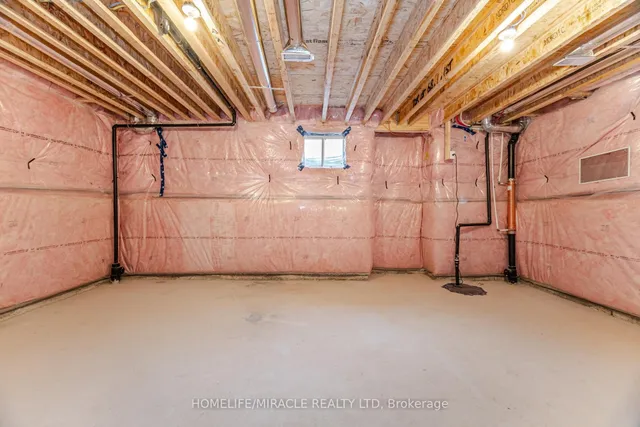 Additional property image - 1323 Temperance Cres