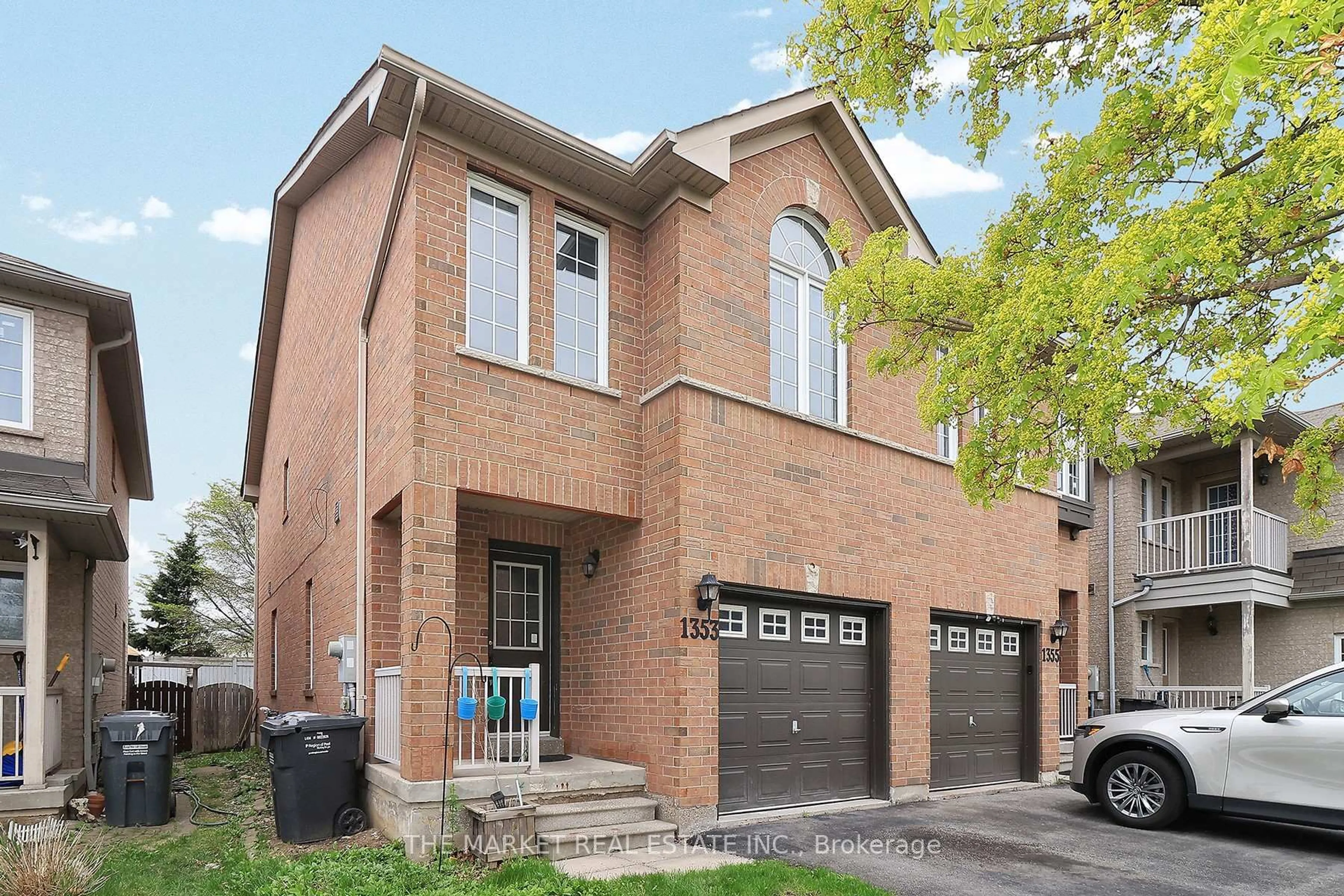 Home with brick exterior material, street for 1353 Spring Garden Crt, Mississauga Ontario L5N 8K5