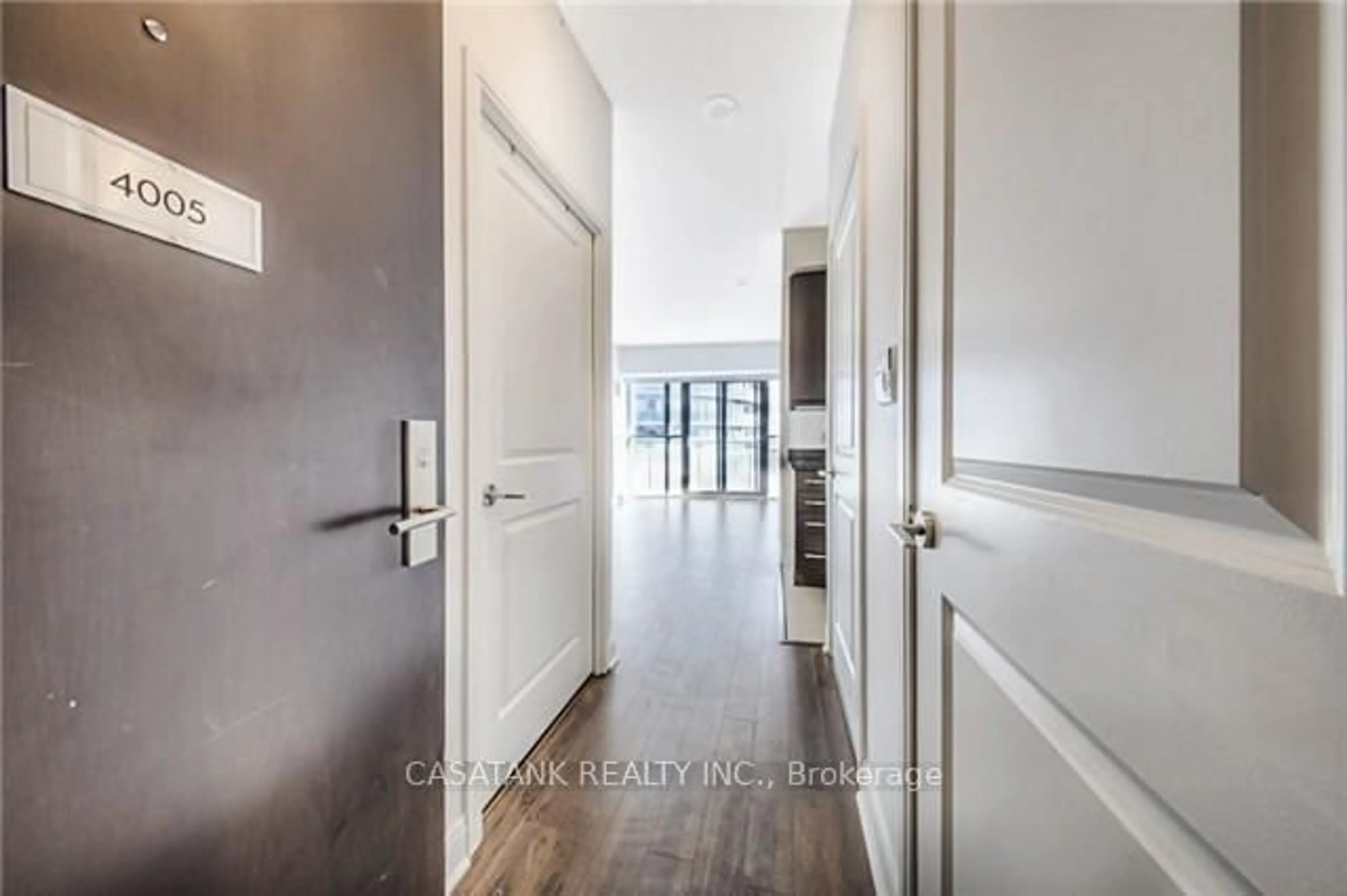 Indoor entryway for 50 Absolute Ave #4005, Mississauga Ontario L4Z 0A8