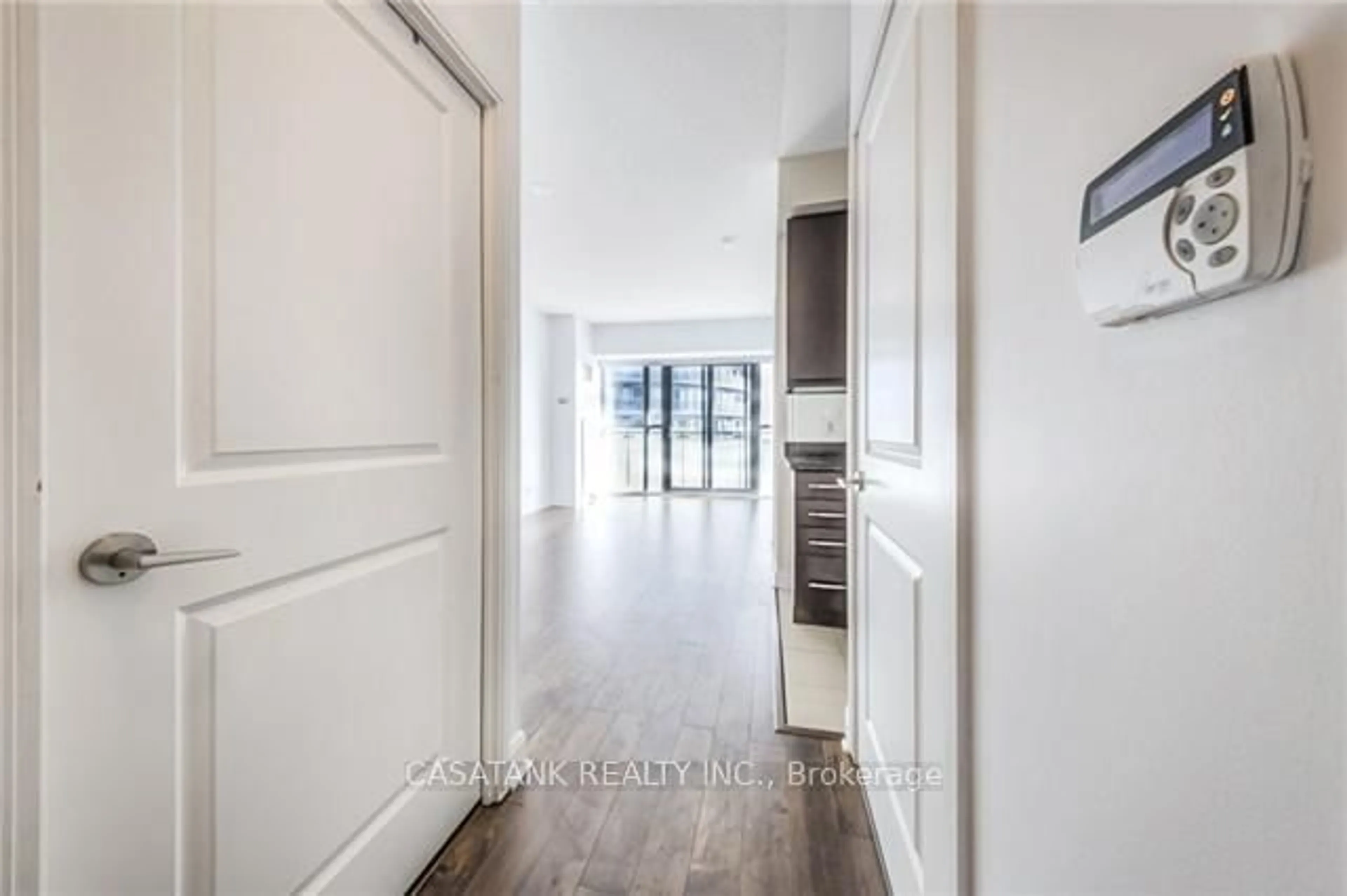 Indoor entryway for 50 Absolute Ave #4005, Mississauga Ontario L4Z 0A8