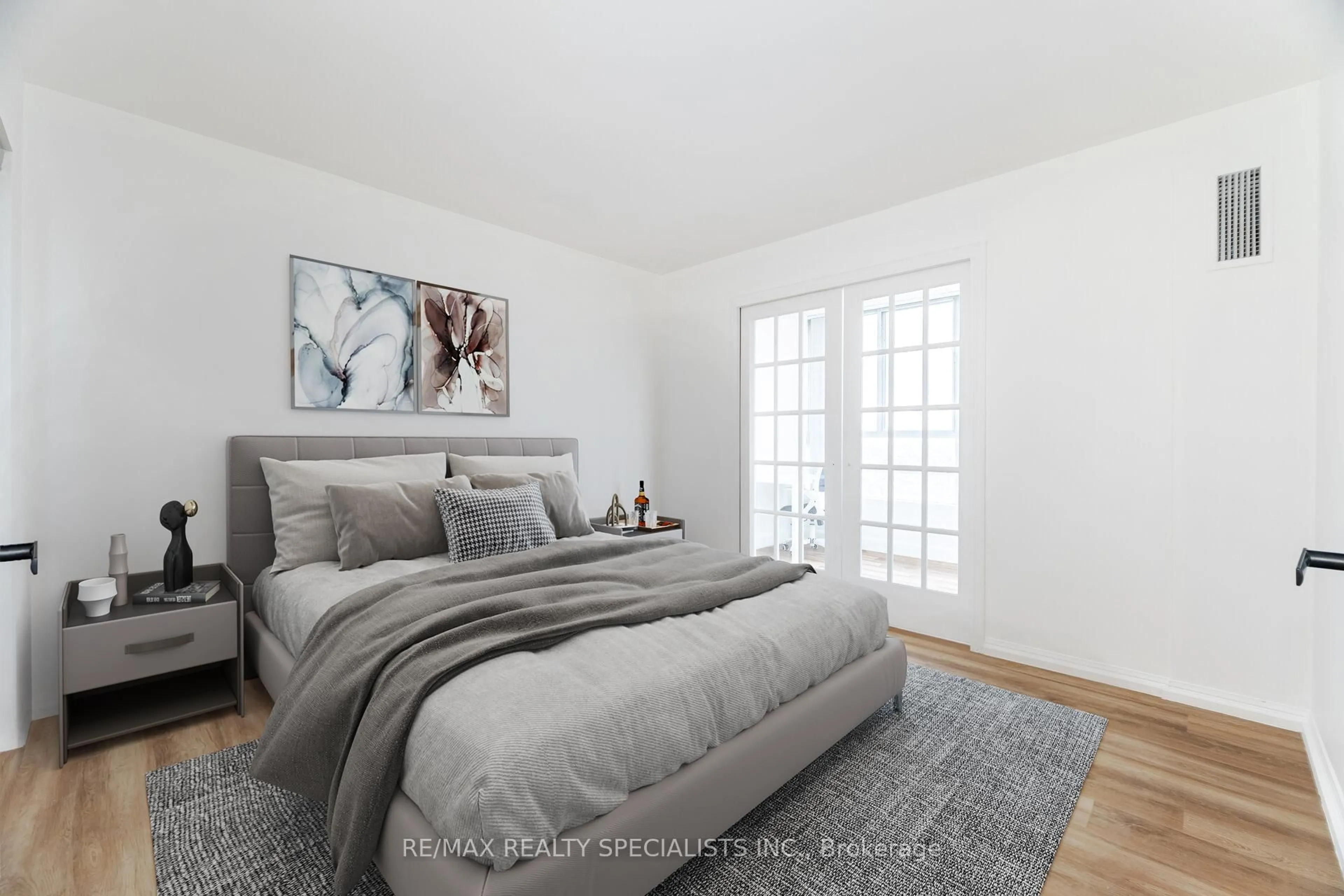Bedroom with bed, unknown for 50 Kingsbridge Gdn Circ #1714, Mississauga Ontario L5R 1Y2