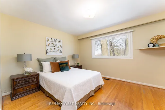 Additional property image - 28 Braywin Dr