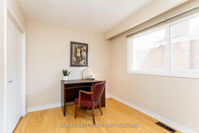 Additional property image - 28 Braywin Dr