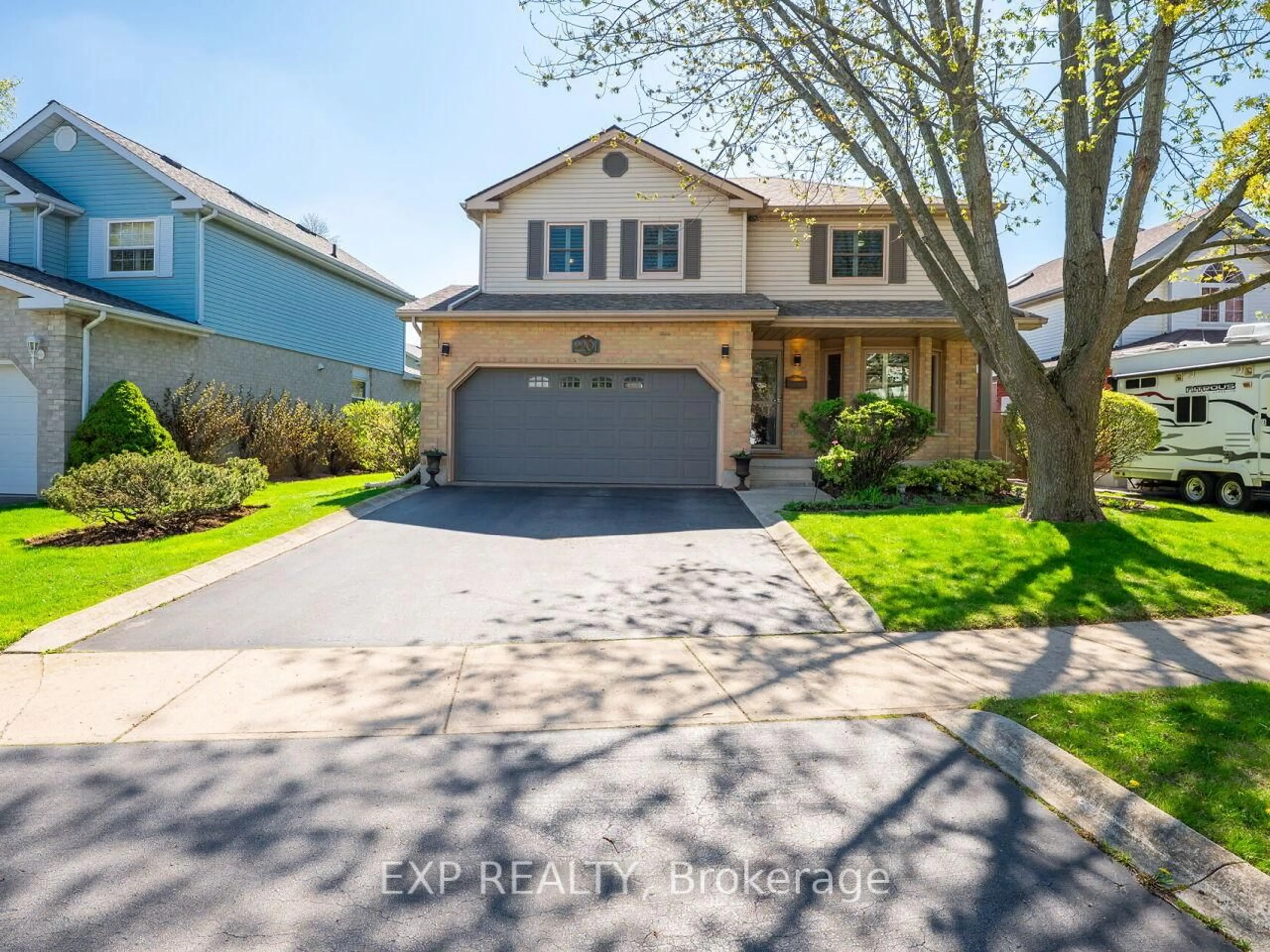 Home with brick exterior material, street for 2201 Heidi Ave, Burlington Ontario L7M 3W5