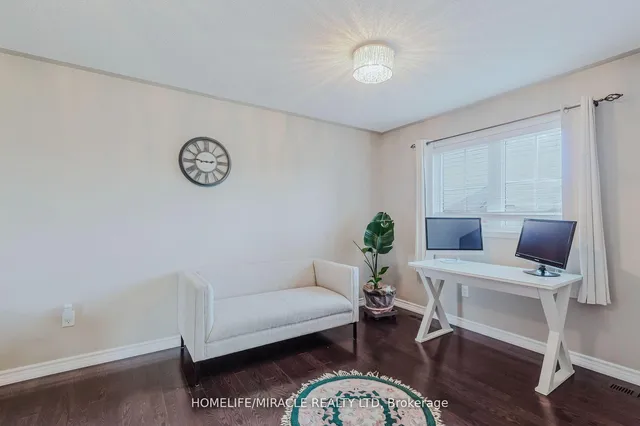 Additional property image - 926 Whewell Tr
