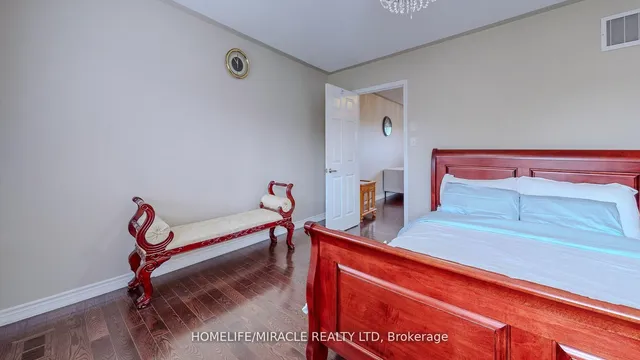 Additional property image - 926 Whewell Tr