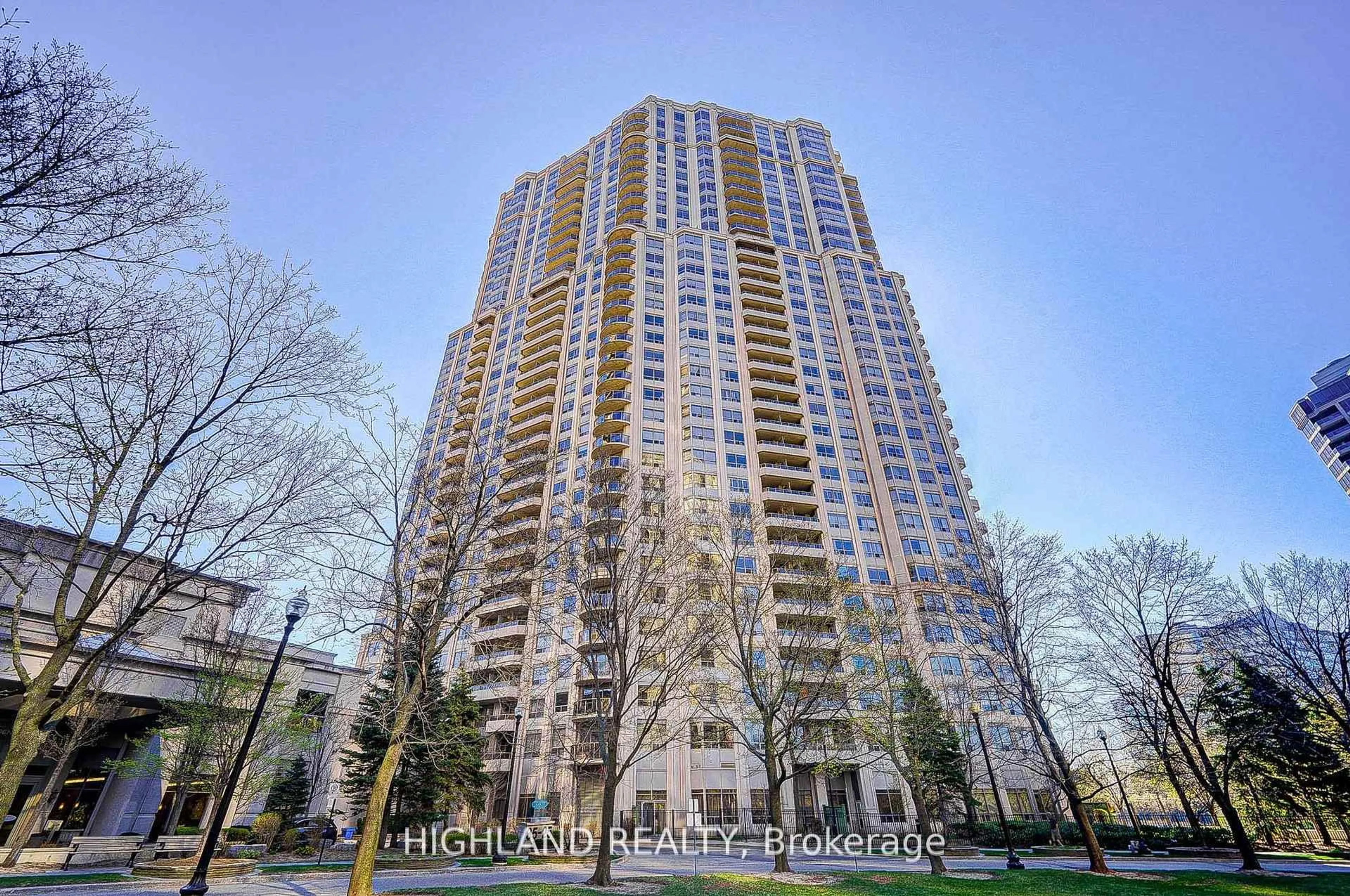 A pic from outside/outdoor area/front of a property/back of a property/a pic from drone, city buildings view from balcony for 25 Kingsbridge Garden Circ #2020, Mississauga Ontario L5R 4B1