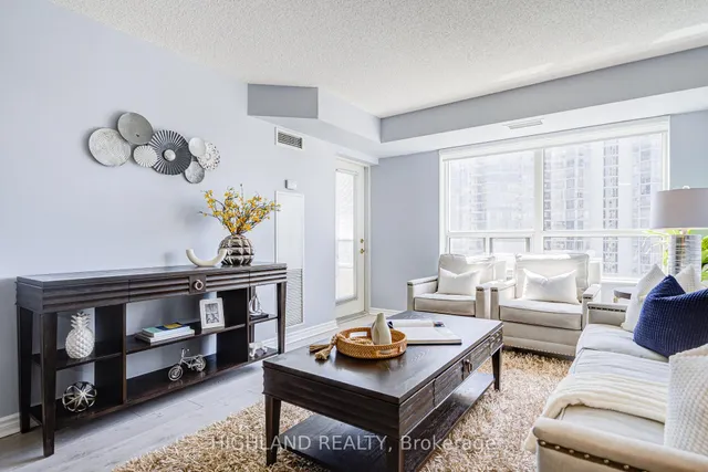 Additional property image - 25 Kingsbridge Garden Circ Unit 2020