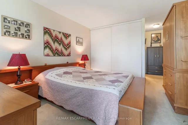 Additional property image - 5070 Pinedale Ave Unit 302